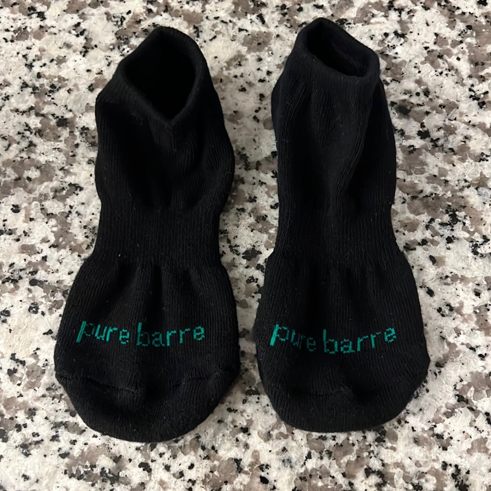 Pure Barre black & green sticky socks.  NWOT.